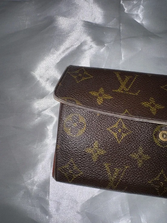 Pre-owned Louis Vuitton Monogram Sarah Wallet - Picture 5 of 8